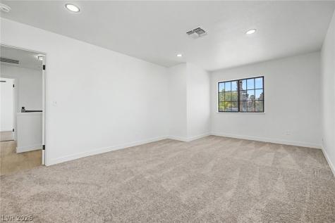 3305 Irv Marcus Drive Las Vegas NV 89108