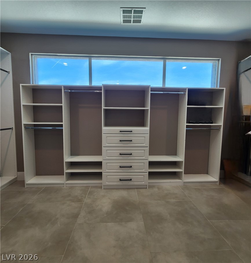 6135 Amber View Street Las Vegas NV 89135