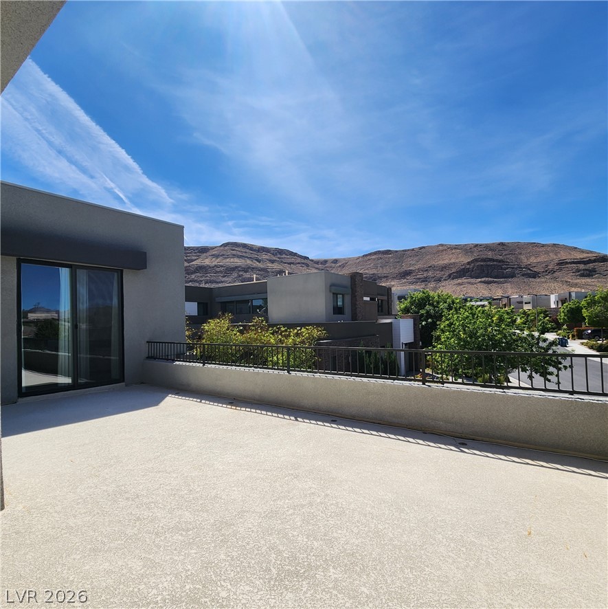 6135 Amber View Street Las Vegas NV 89135