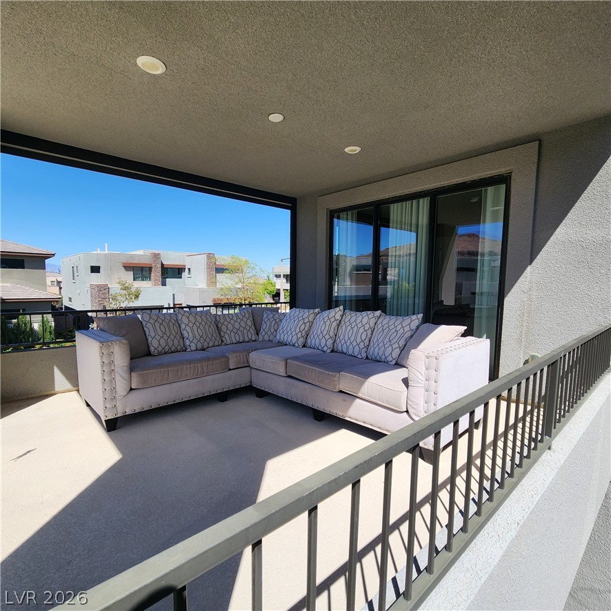 6135 Amber View Street Las Vegas NV 89135