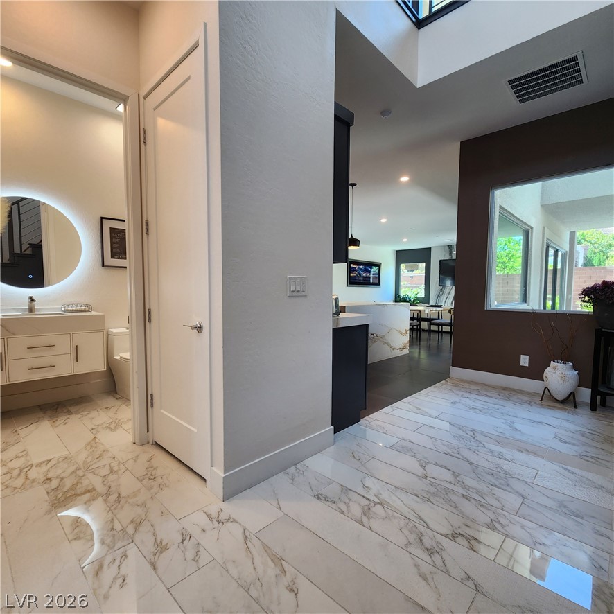 6135 Amber View Street Las Vegas NV 89135