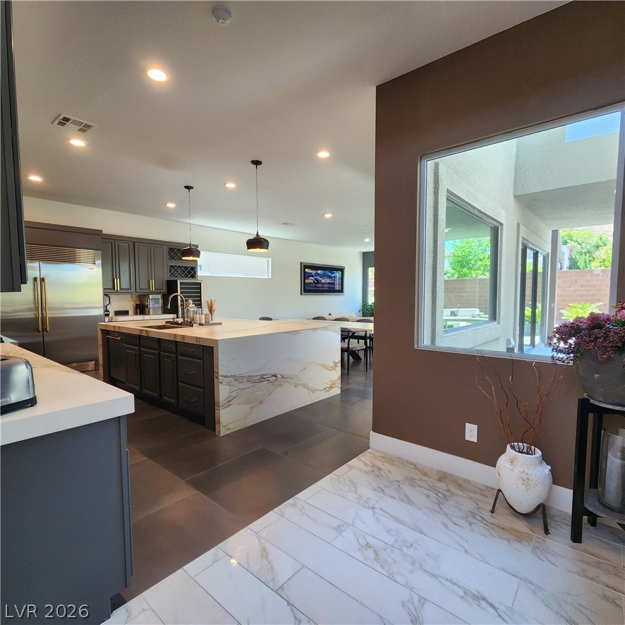 6135 Amber View Street Las Vegas NV 89135