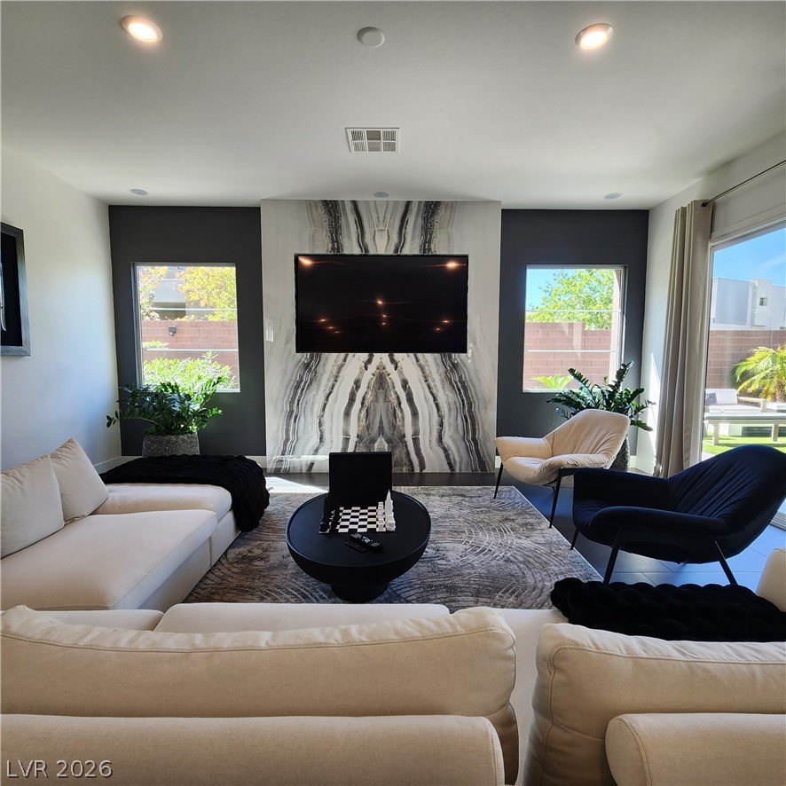 6135 Amber View Street Las Vegas NV 89135