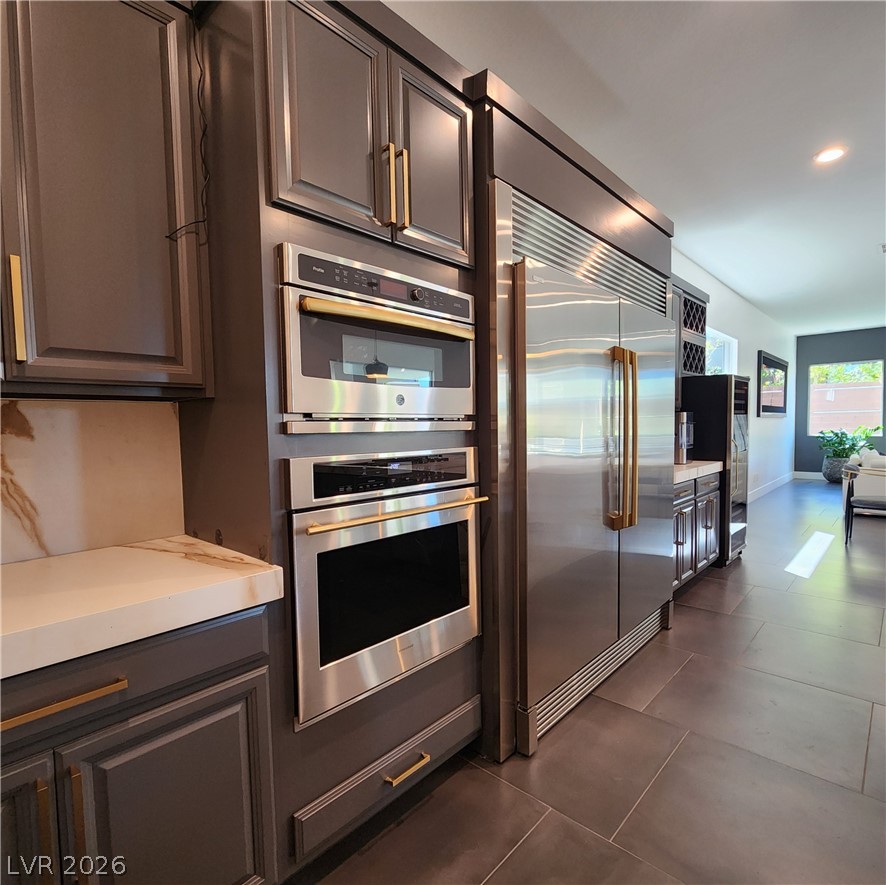 6135 Amber View Street Las Vegas NV 89135