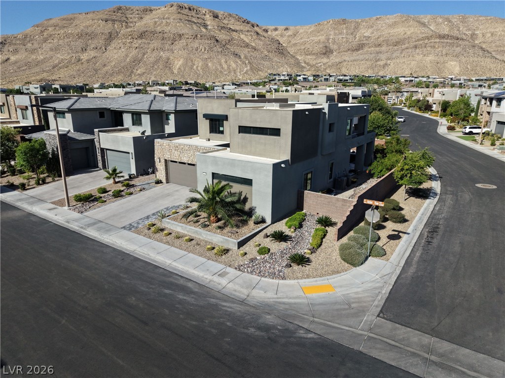 6135 Amber View Street Las Vegas NV 89135