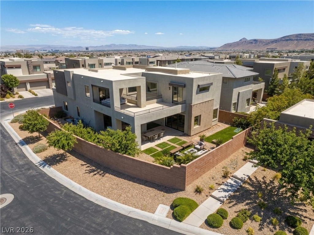 6135 Amber View Street Las Vegas NV 89135