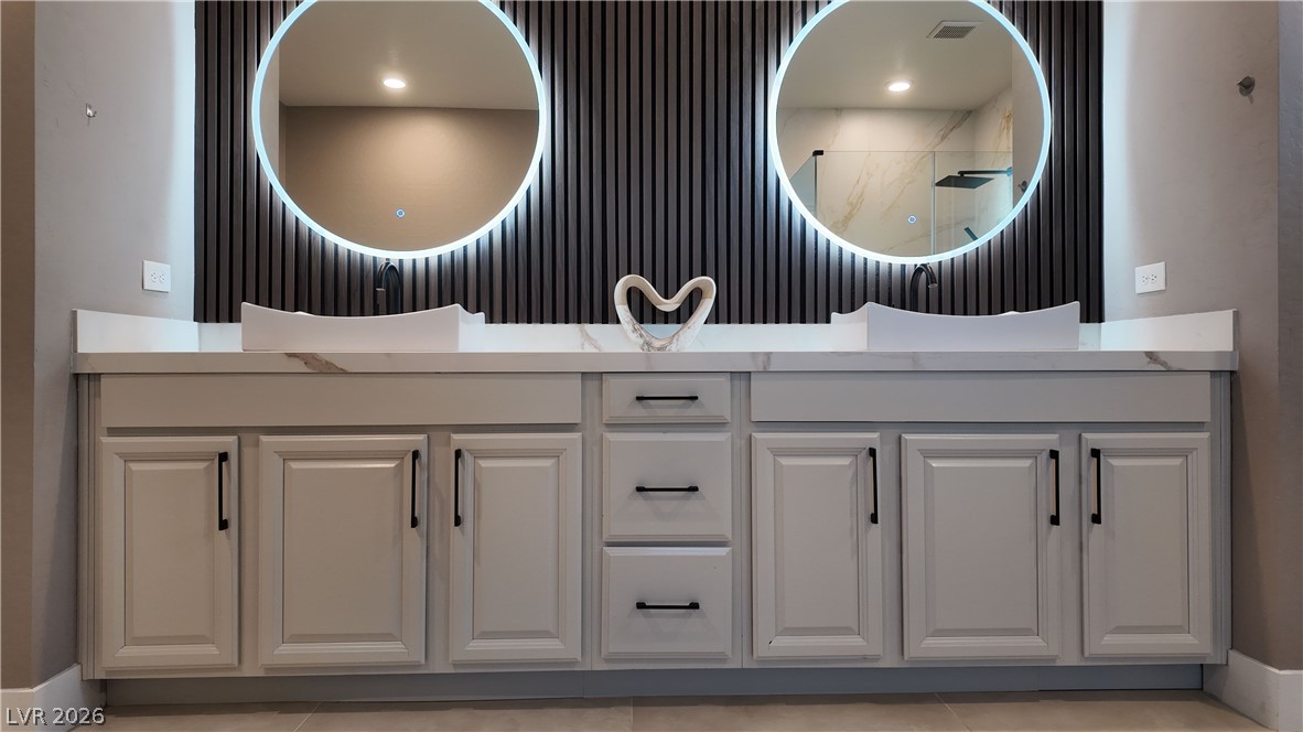 6135 Amber View Street Las Vegas NV 89135