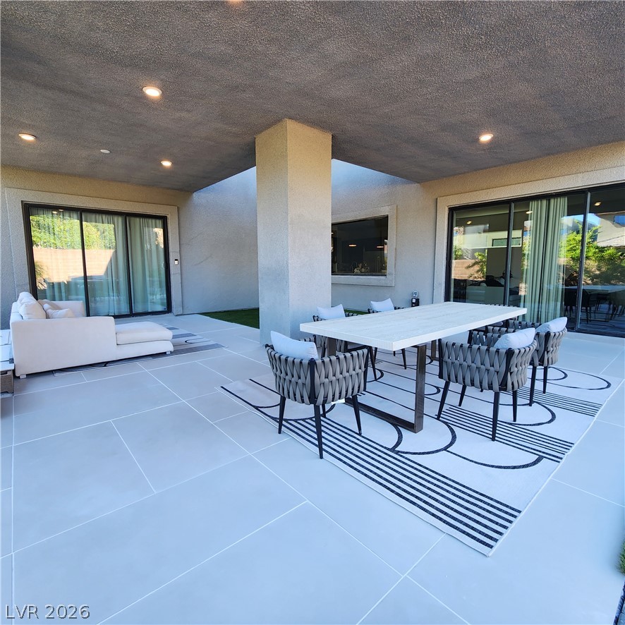 6135 Amber View Street Las Vegas NV 89135