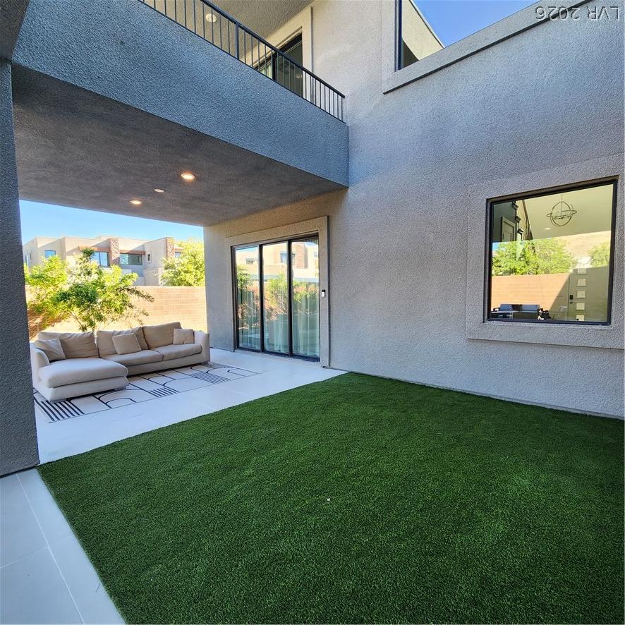 6135 Amber View Street Las Vegas NV 89135