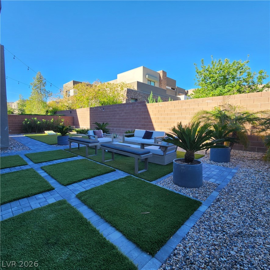 6135 Amber View Street Las Vegas NV 89135