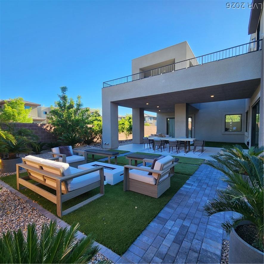 6135 Amber View Street Las Vegas NV 89135