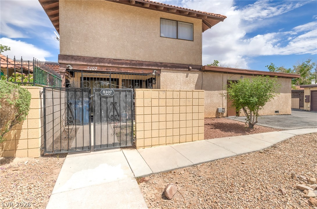 5107 Village Drive Las Vegas NV 89142