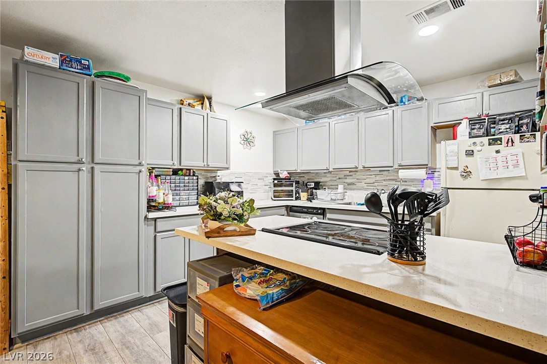 5107 Village Drive Las Vegas NV 89142