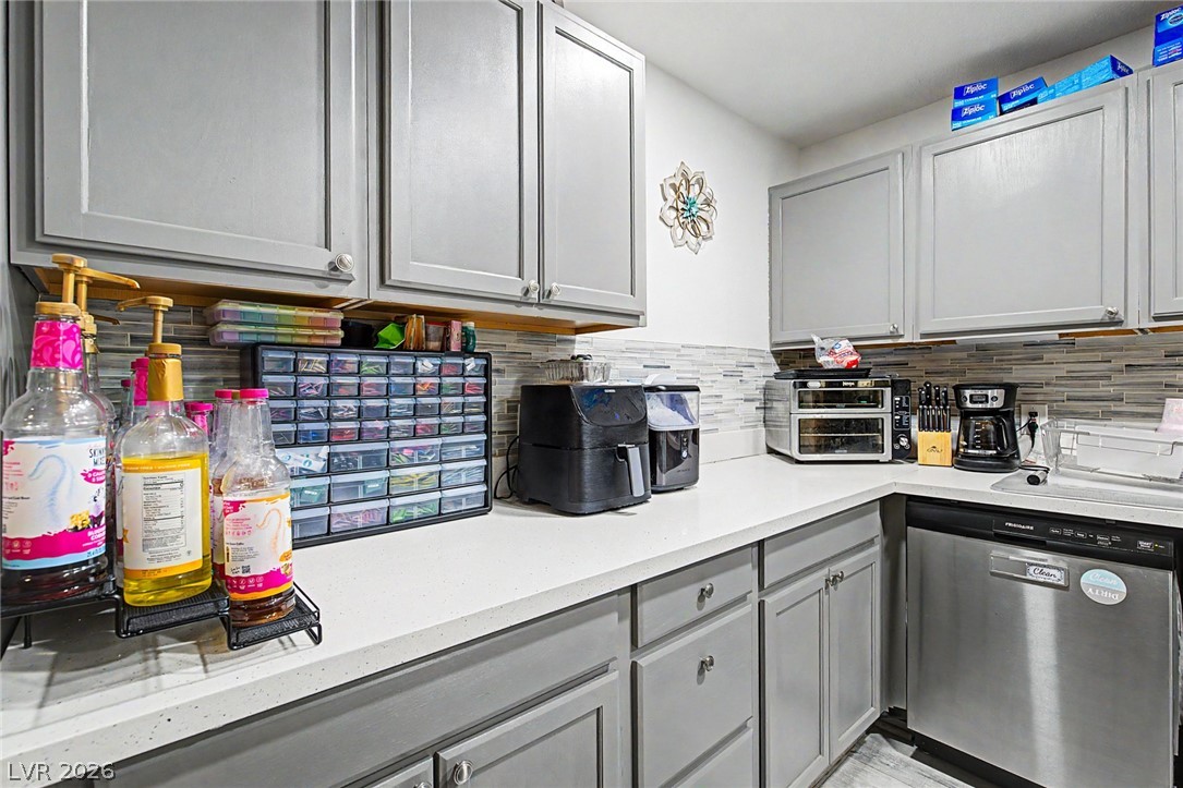 5107 Village Drive Las Vegas NV 89142