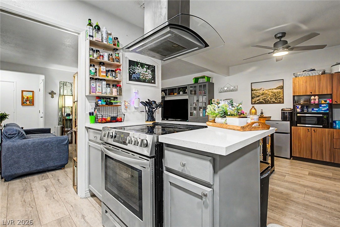 5107 Village Drive Las Vegas NV 89142