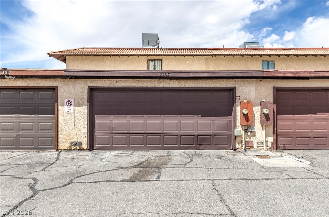 5107 Village Drive Las Vegas NV 89142