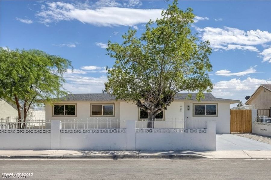 1905 West Mcdonald Avenue North Las Vegas NV 89032