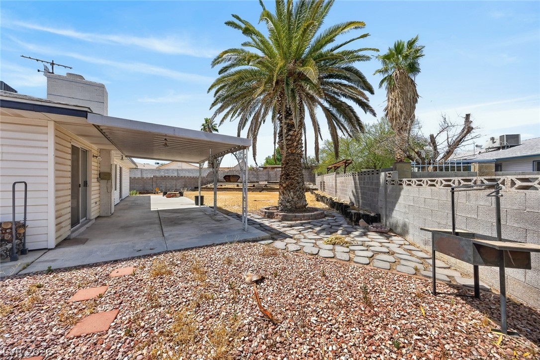 816 Peacock Court Las Vegas NV 89145