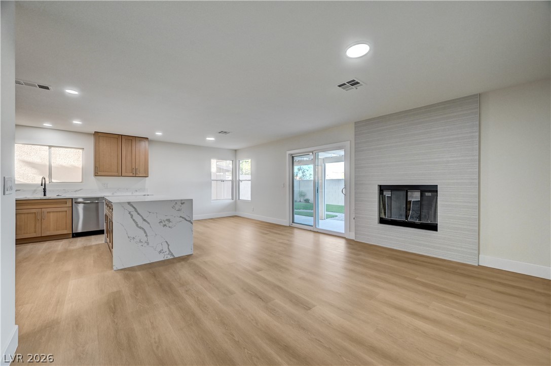 1600 Royal Canyon Drive Las Vegas NV 89128