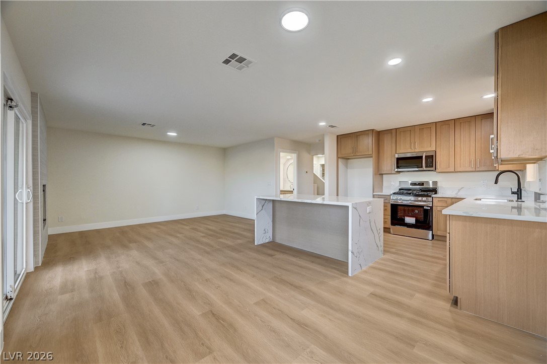 1600 Royal Canyon Drive Las Vegas NV 89128