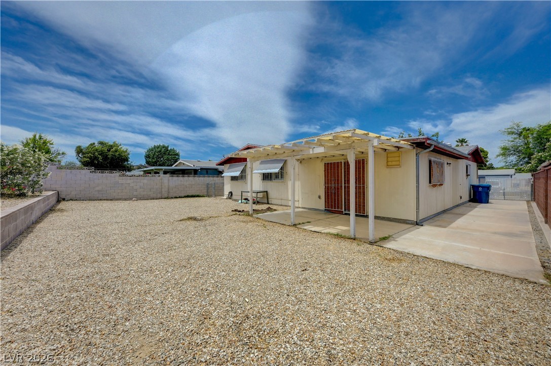 6261 Newville Avenue Las Vegas NV 89103