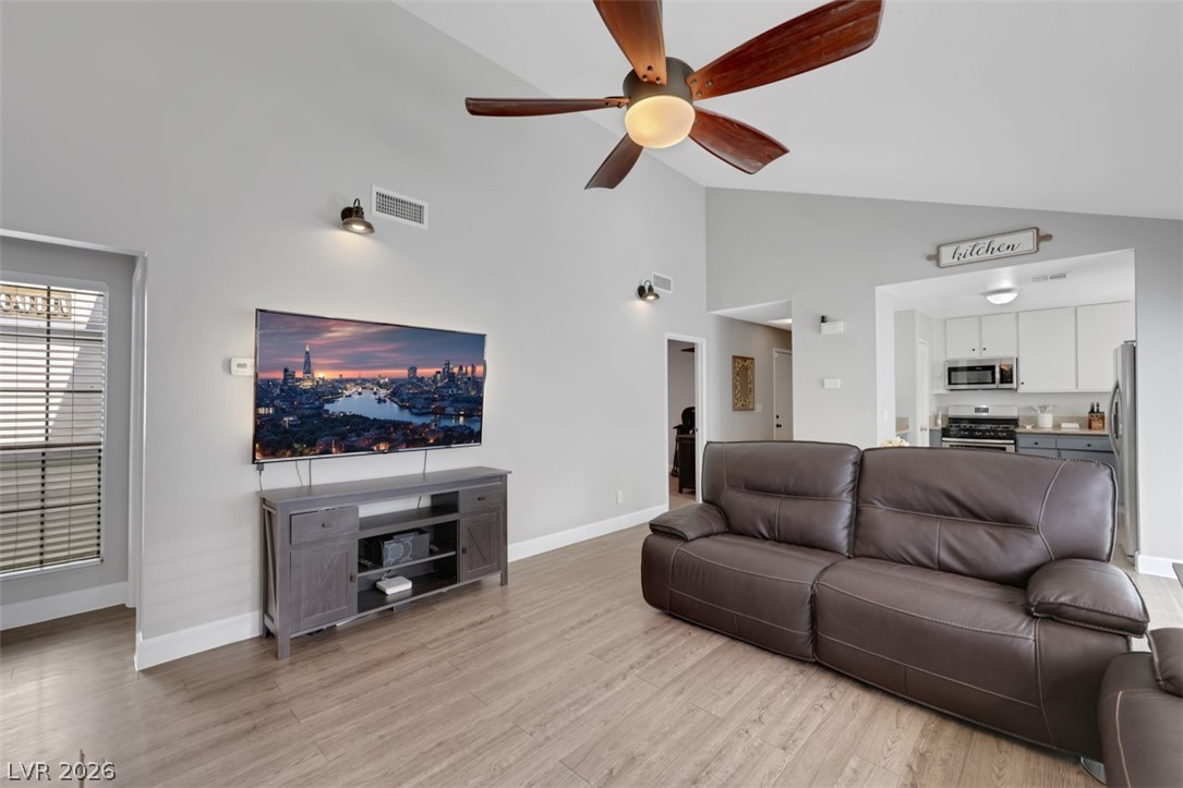 4104 Broadriver Drive Las Vegas NV 89108