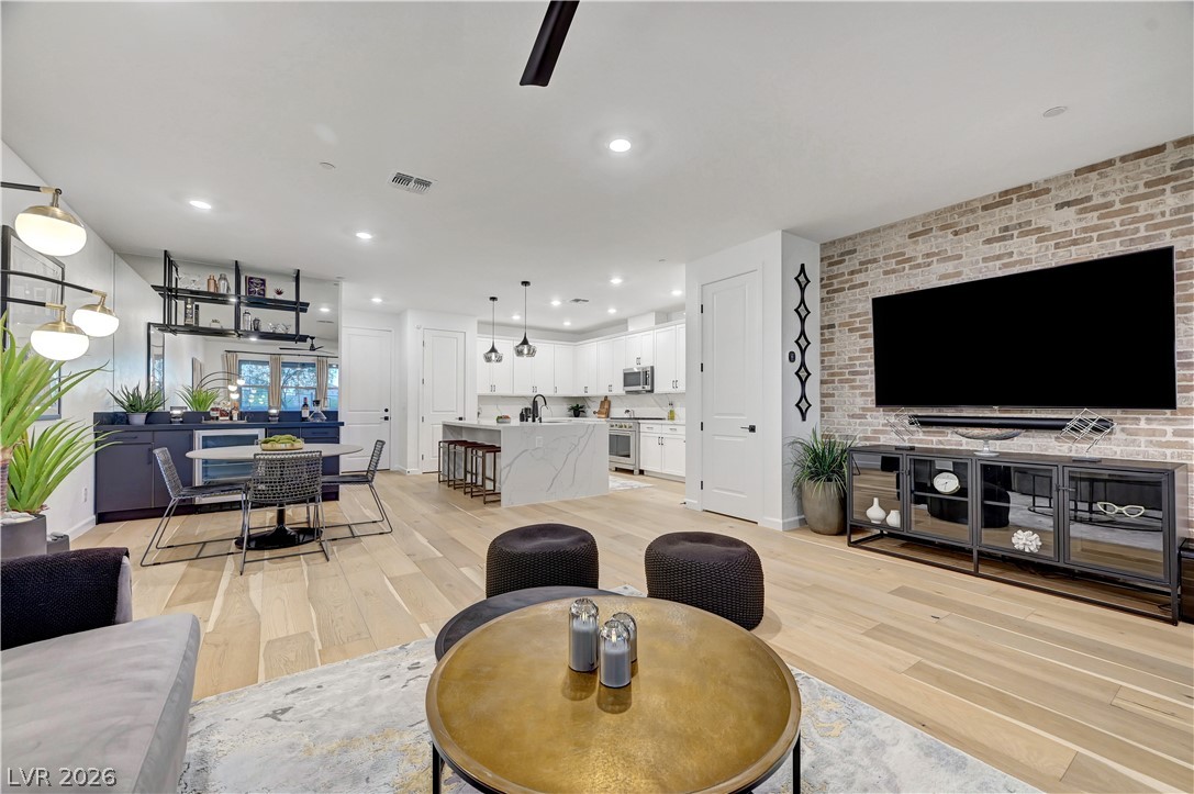 11553 Cedar Shore Avenue Las Vegas NV 89138