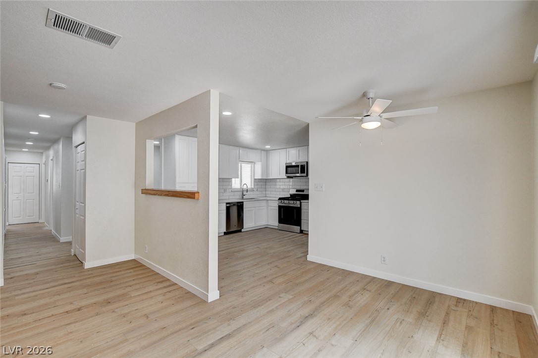 717 Palmhurst Drive Las Vegas NV 89145
