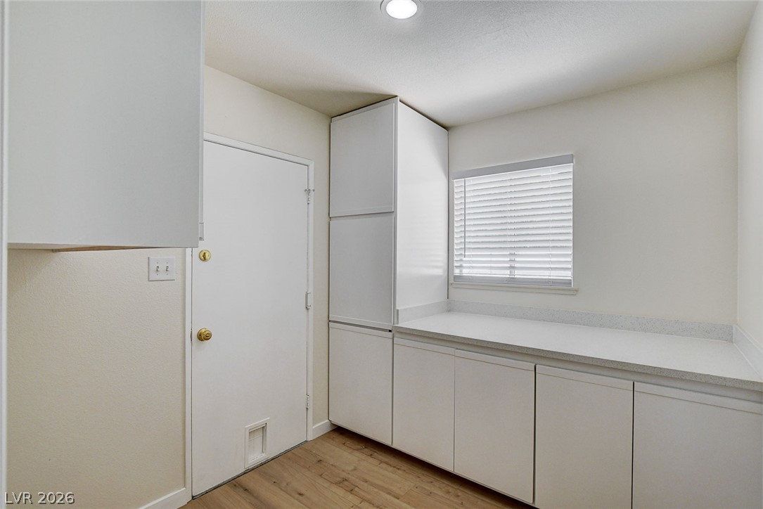 717 Palmhurst Drive Las Vegas NV 89145