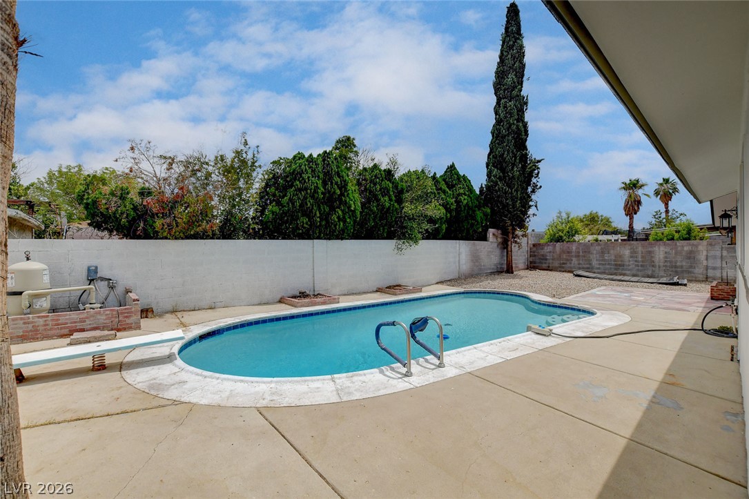 717 Palmhurst Drive Las Vegas NV 89145