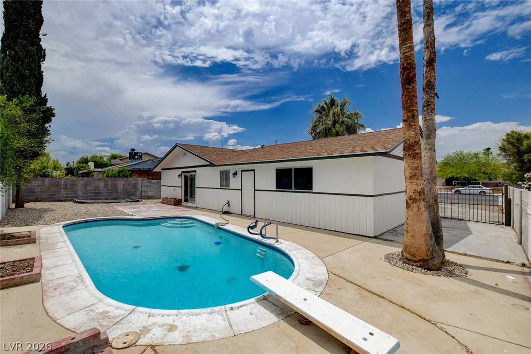 717 Palmhurst Drive Las Vegas NV 89145