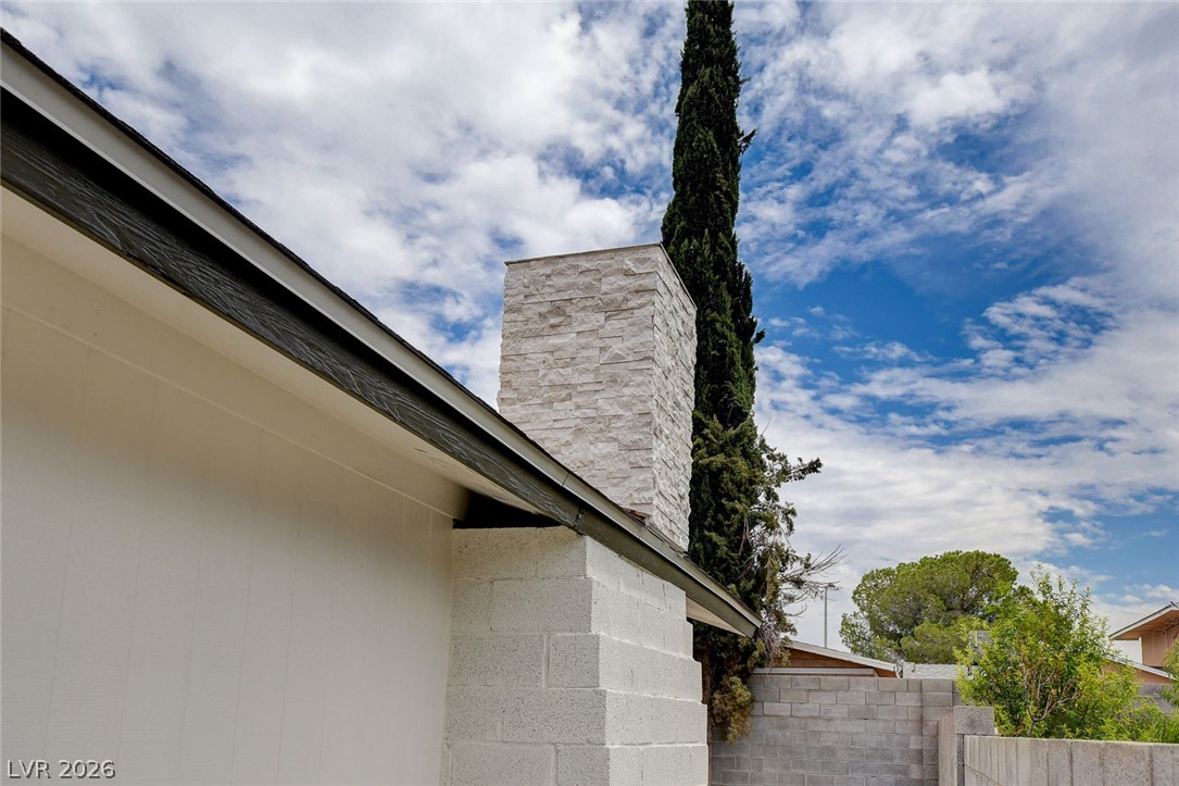 717 Palmhurst Drive Las Vegas NV 89145