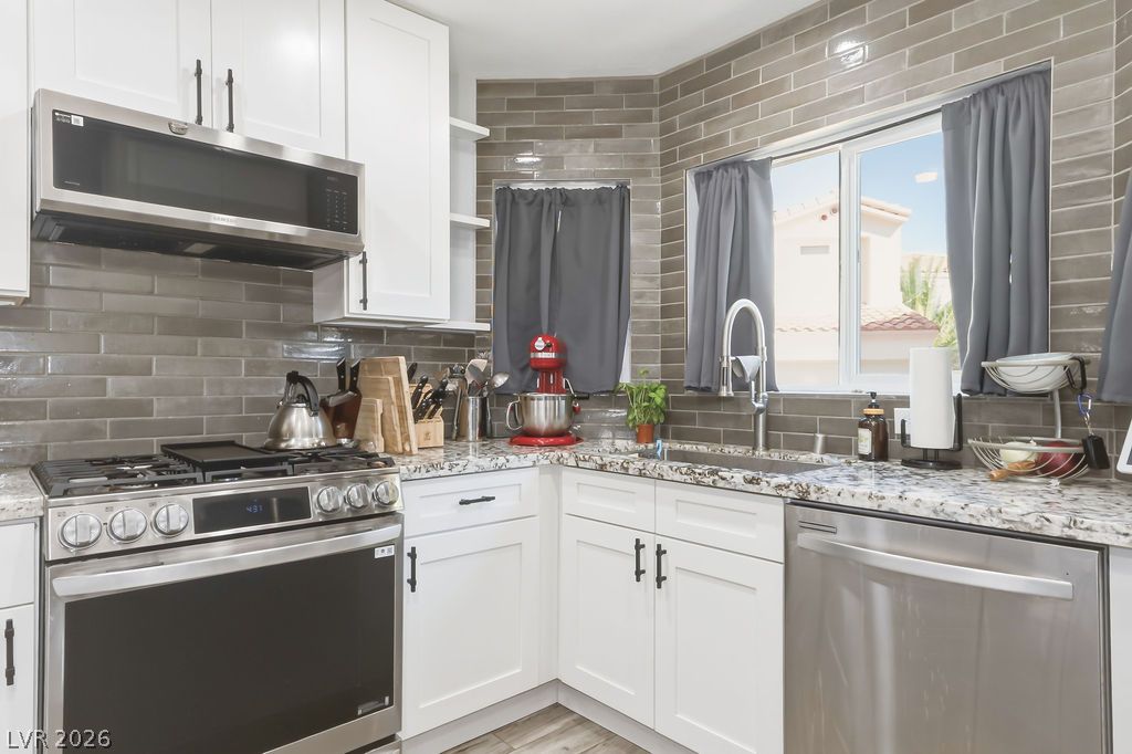 3328 Cheltenham Street Las Vegas NV 89129