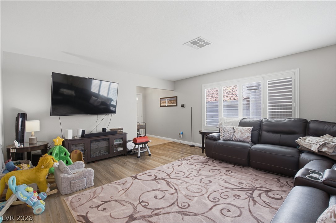 8325 Classic Villa Court Las Vegas NV 89128