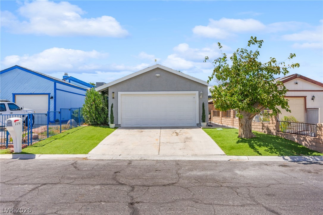 2316 El Cerrito Circle Las Vegas NV 89108