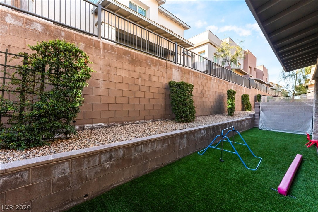 600 North Carriage Hill Drive 1138 Las Vegas NV 89138