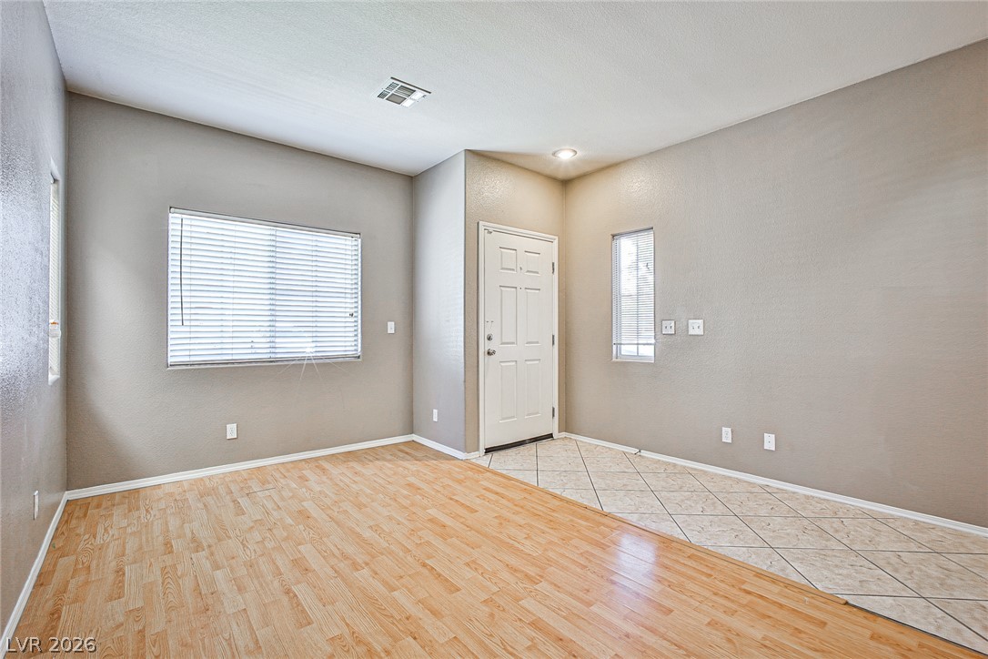 9911 Concho River Avenue Las Vegas NV 89148