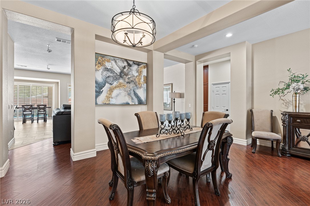 212 Cliff Valley Drive Las Vegas NV 89148