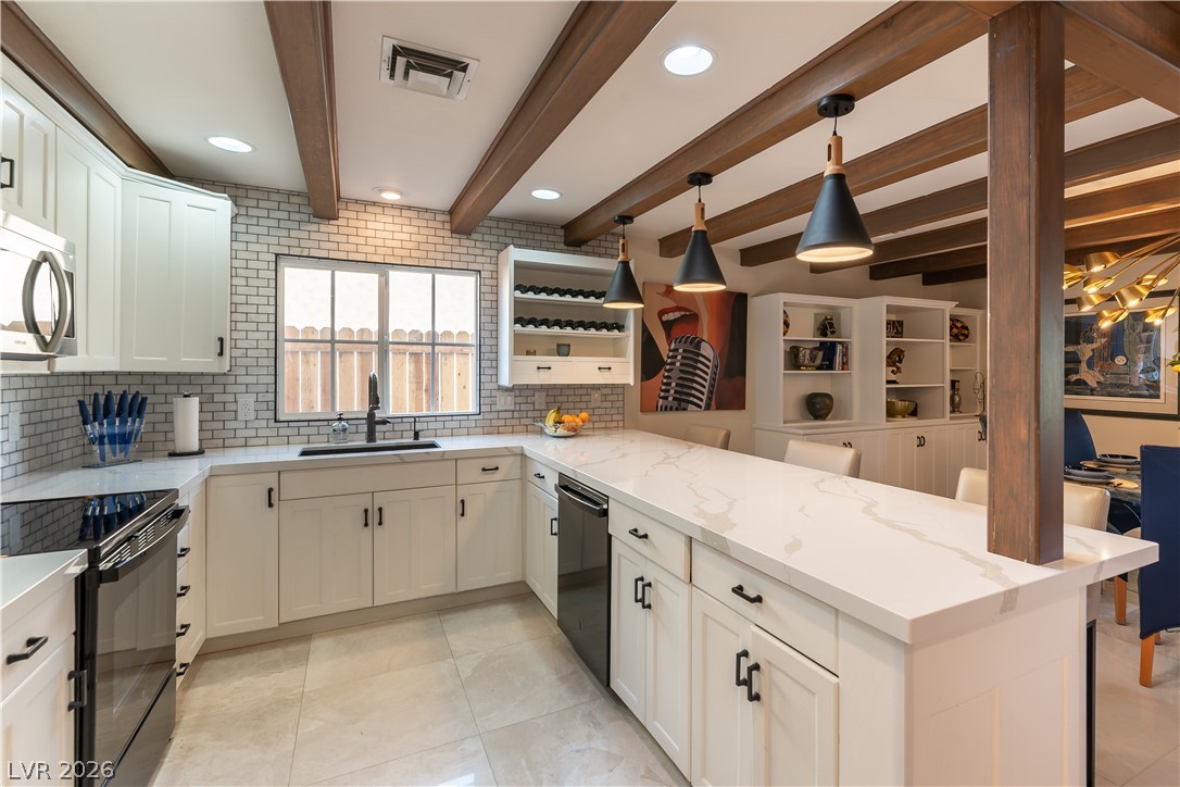 2845 Queens Courtyard Drive Las Vegas NV 89109