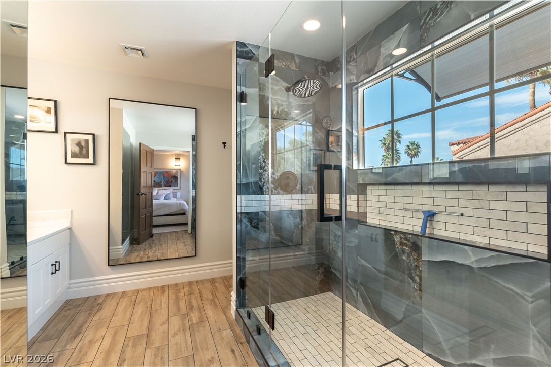 2845 Queens Courtyard Drive Las Vegas NV 89109