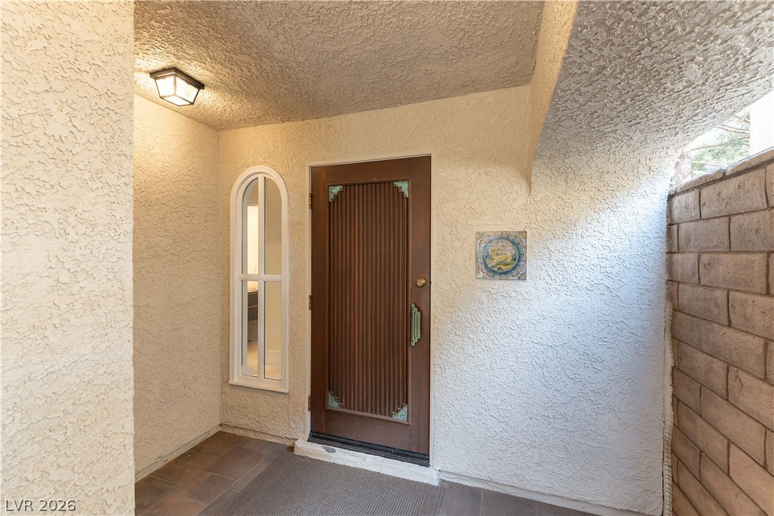 2845 Queens Courtyard Drive Las Vegas NV 89109