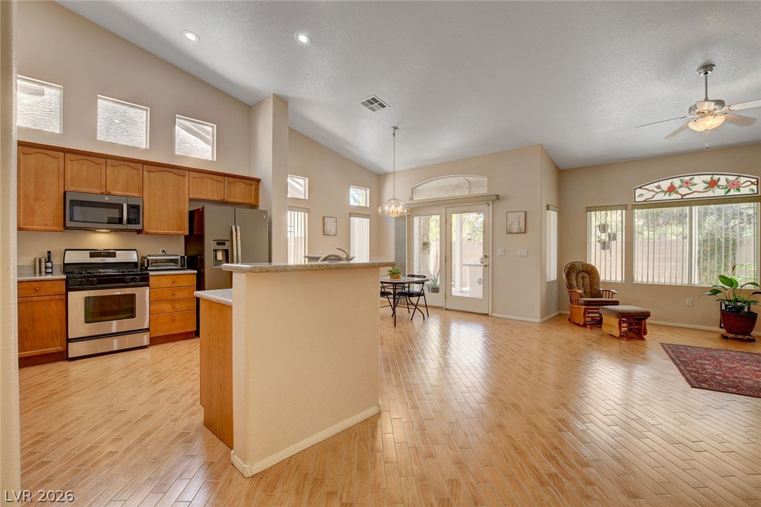 5090 Shadow River Street Las Vegas NV 89148