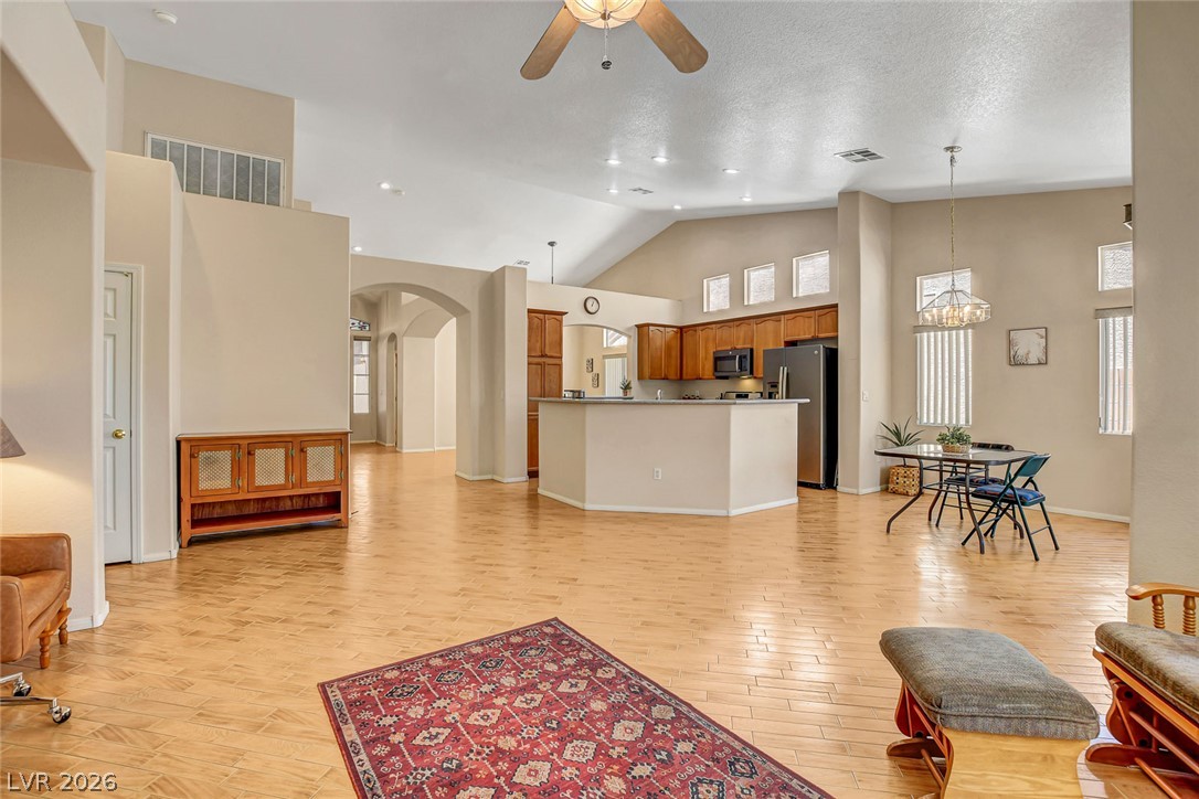 5090 Shadow River Street Las Vegas NV 89148