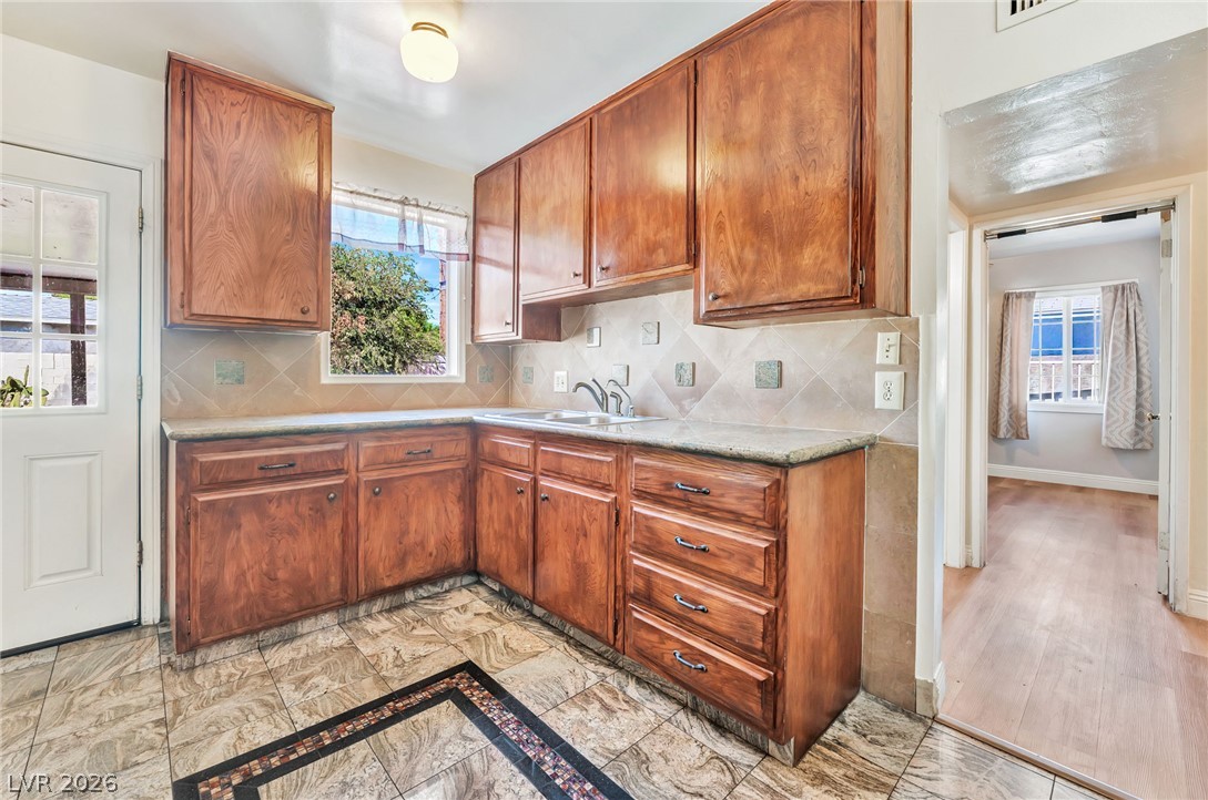 1809 East Saint Louis Avenue Las Vegas NV 89104