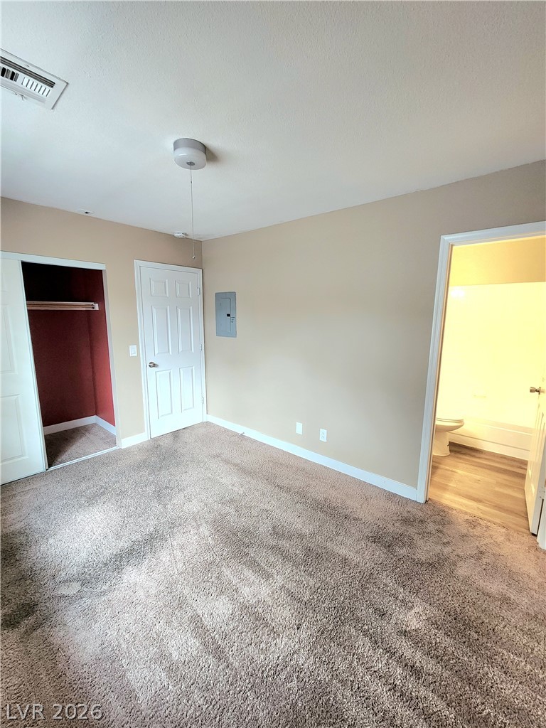 2133 Petersham Court D Las Vegas NV 89108
