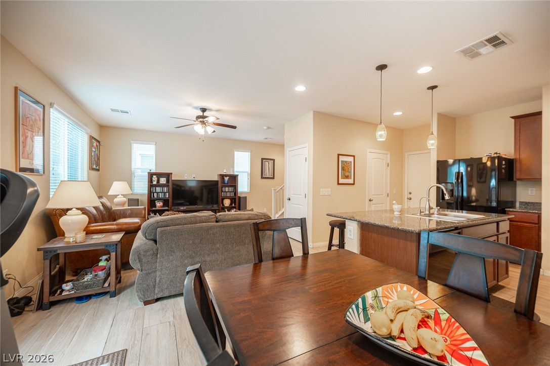 8614 Tara Hill Avenue Las Vegas NV 89148