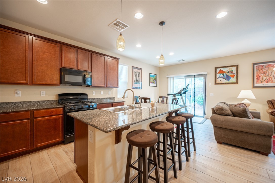 8614 Tara Hill Avenue Las Vegas NV 89148