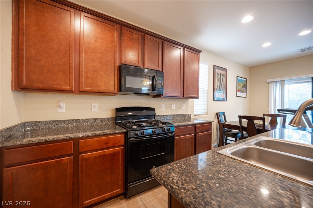 8614 Tara Hill Avenue Las Vegas NV 89148