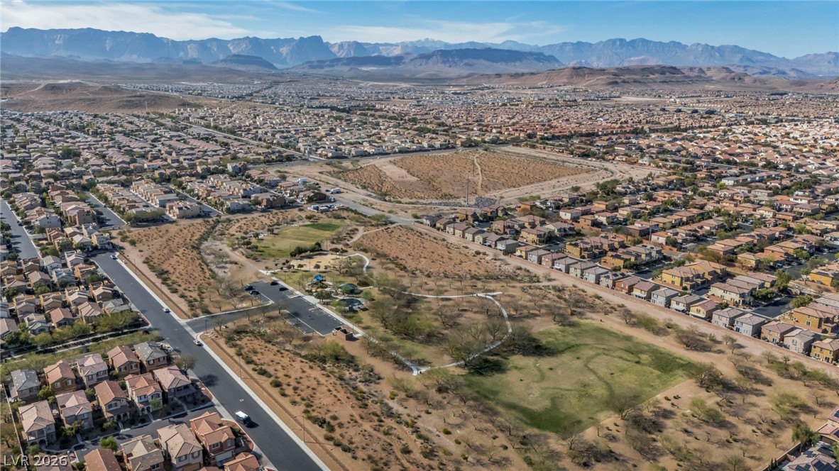 8614 Tara Hill Avenue Las Vegas NV 89148