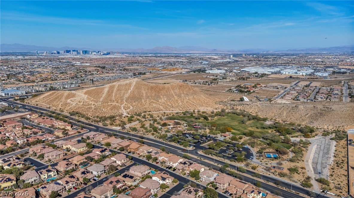 8614 Tara Hill Avenue Las Vegas NV 89148